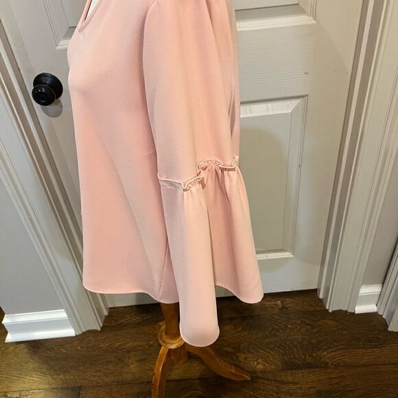 KAREN KANE Lovely Pastel Pink Top w/ Bell Sleeves Large - Picture 4 of 4